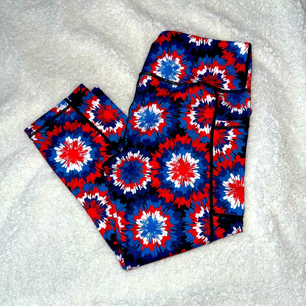 CVG Fireworks capri leggings